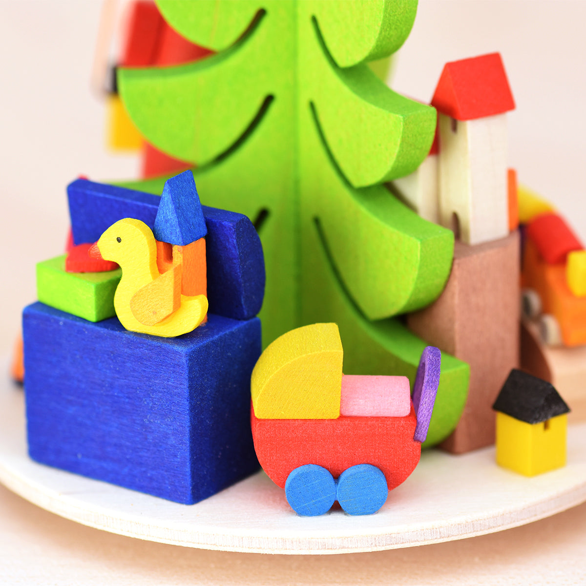 Tischpyramide mit Weihnachtsmann